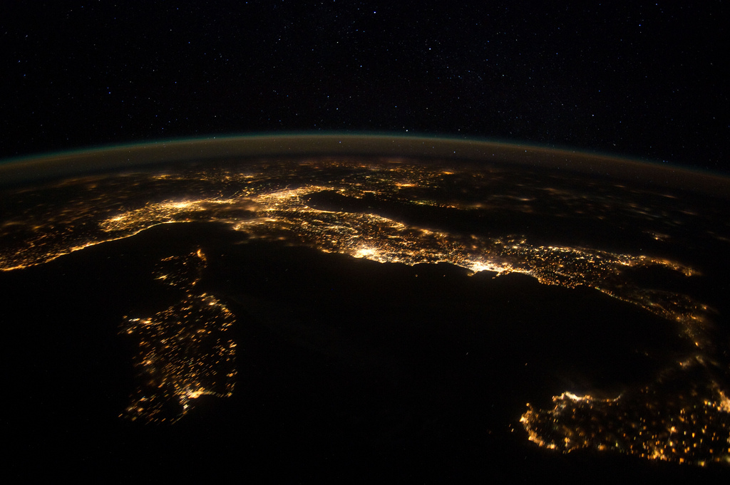Italy_by_nasa